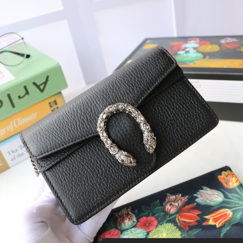 G*u*i wallets & purse